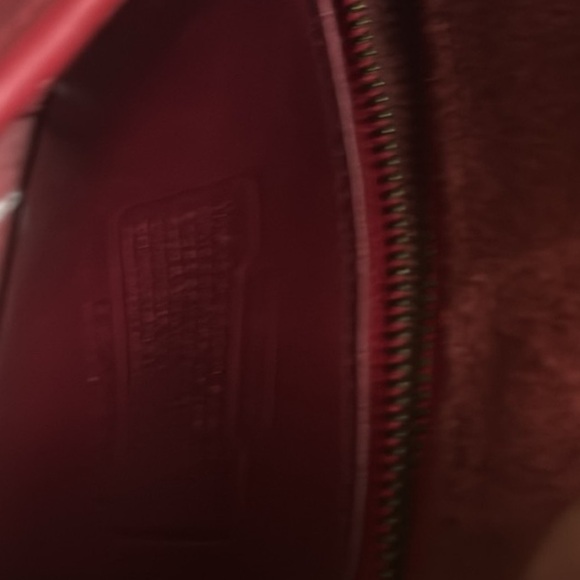 Coach 7 5/8 Vintage flap bag in mint condition wide and strap 21.5 inches long. - Picture 13 of 16